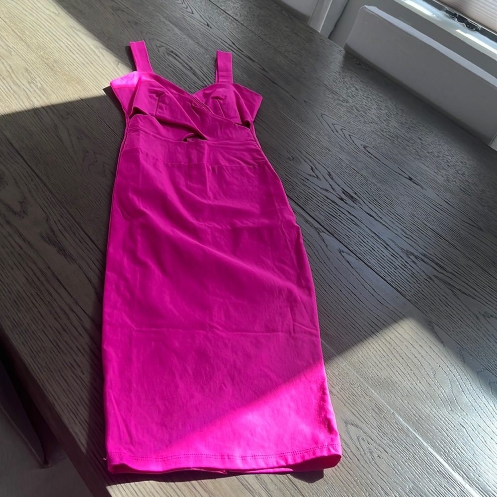 Hot pink midi fashionnova dress size xs new with tags